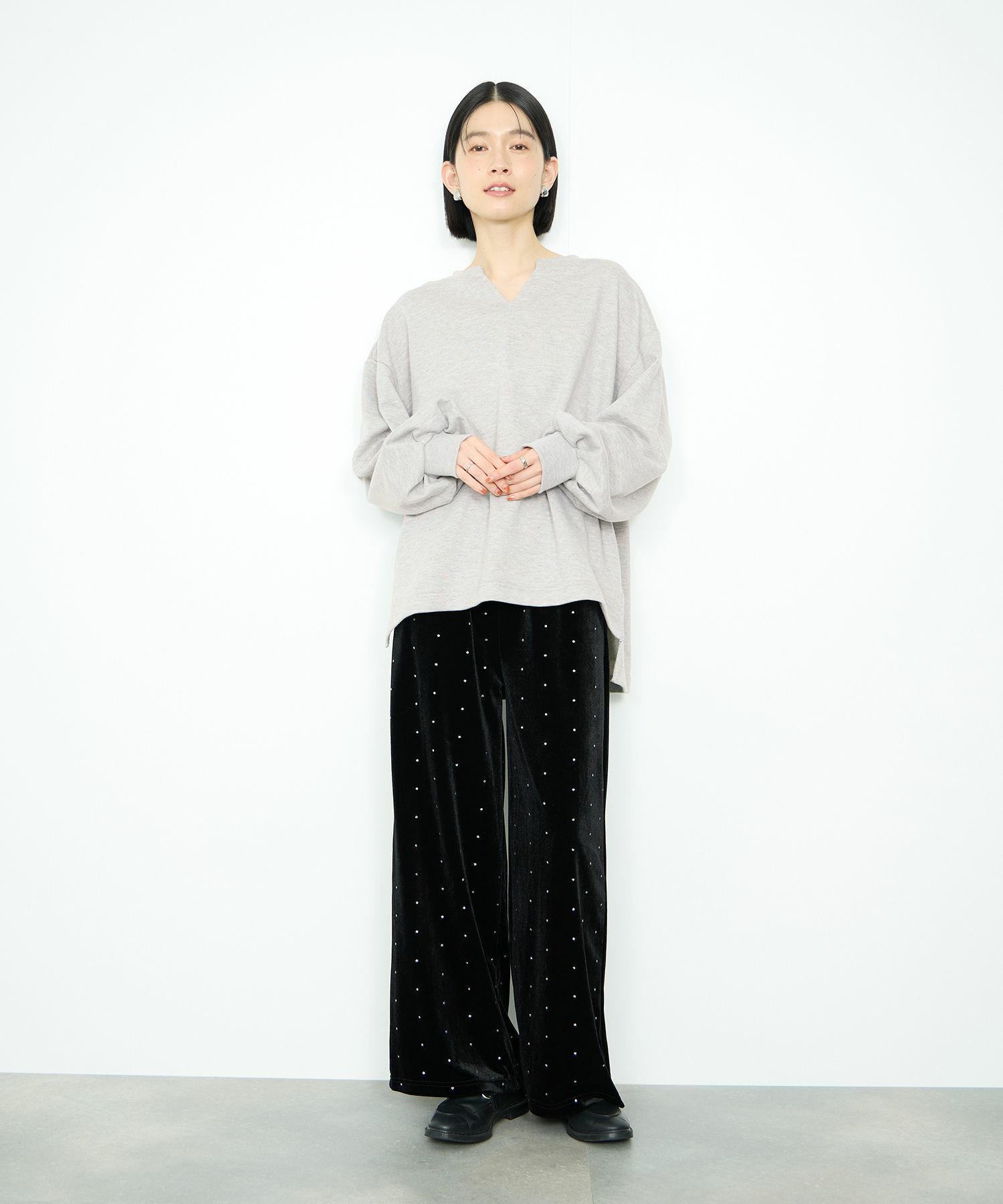 [値下げ]Idnes  スウェットVネックプルオーバー レディース商品画像-7