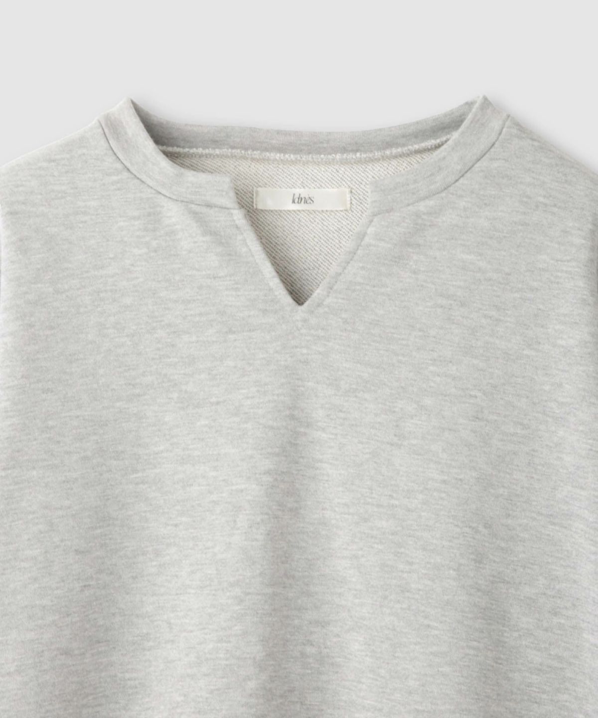  Idnes スウェットVネックプルオーバー レディース