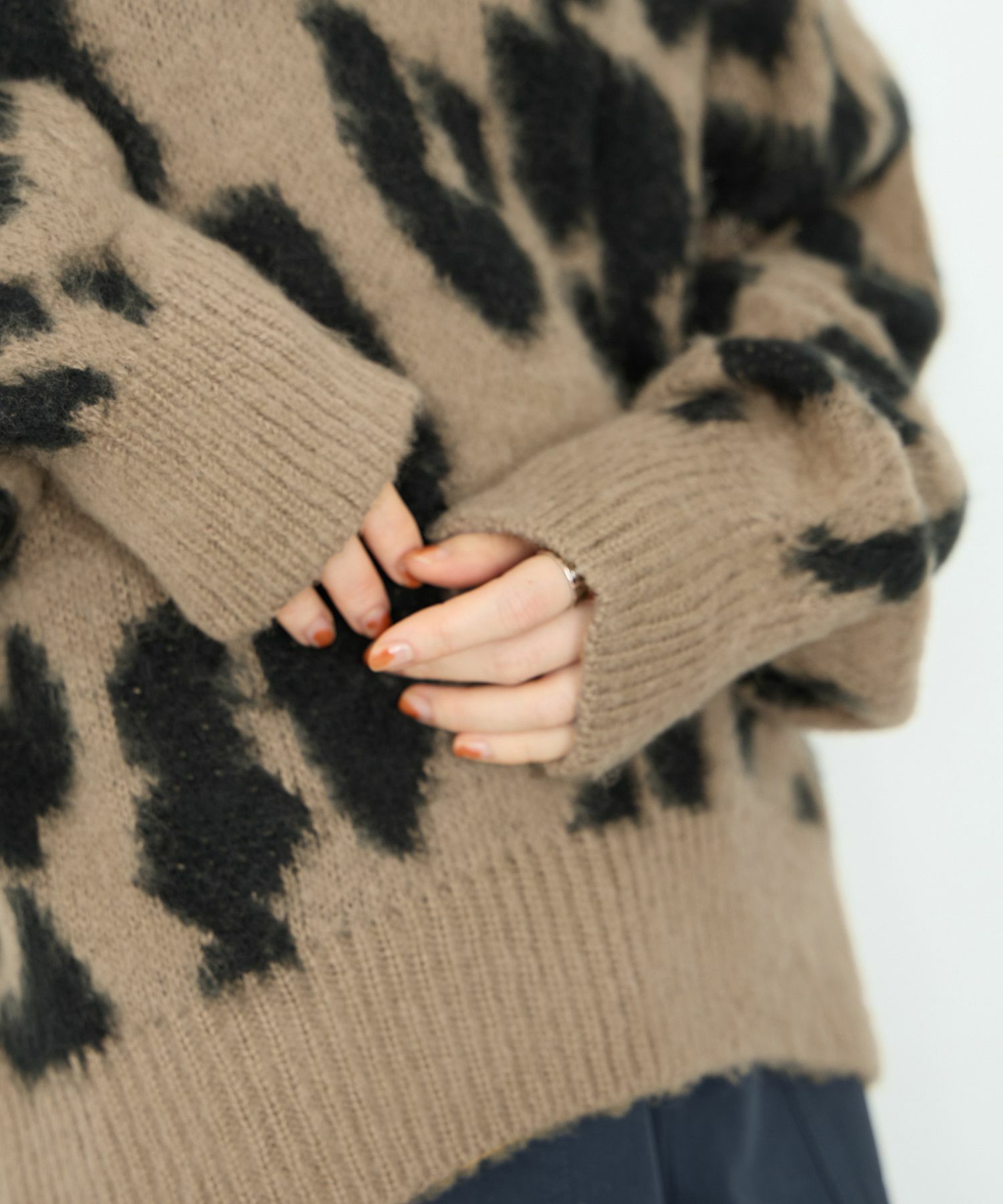 [さらに50%OFF]Idnes  レオパードニットプルオーバー レディース商品画像-6