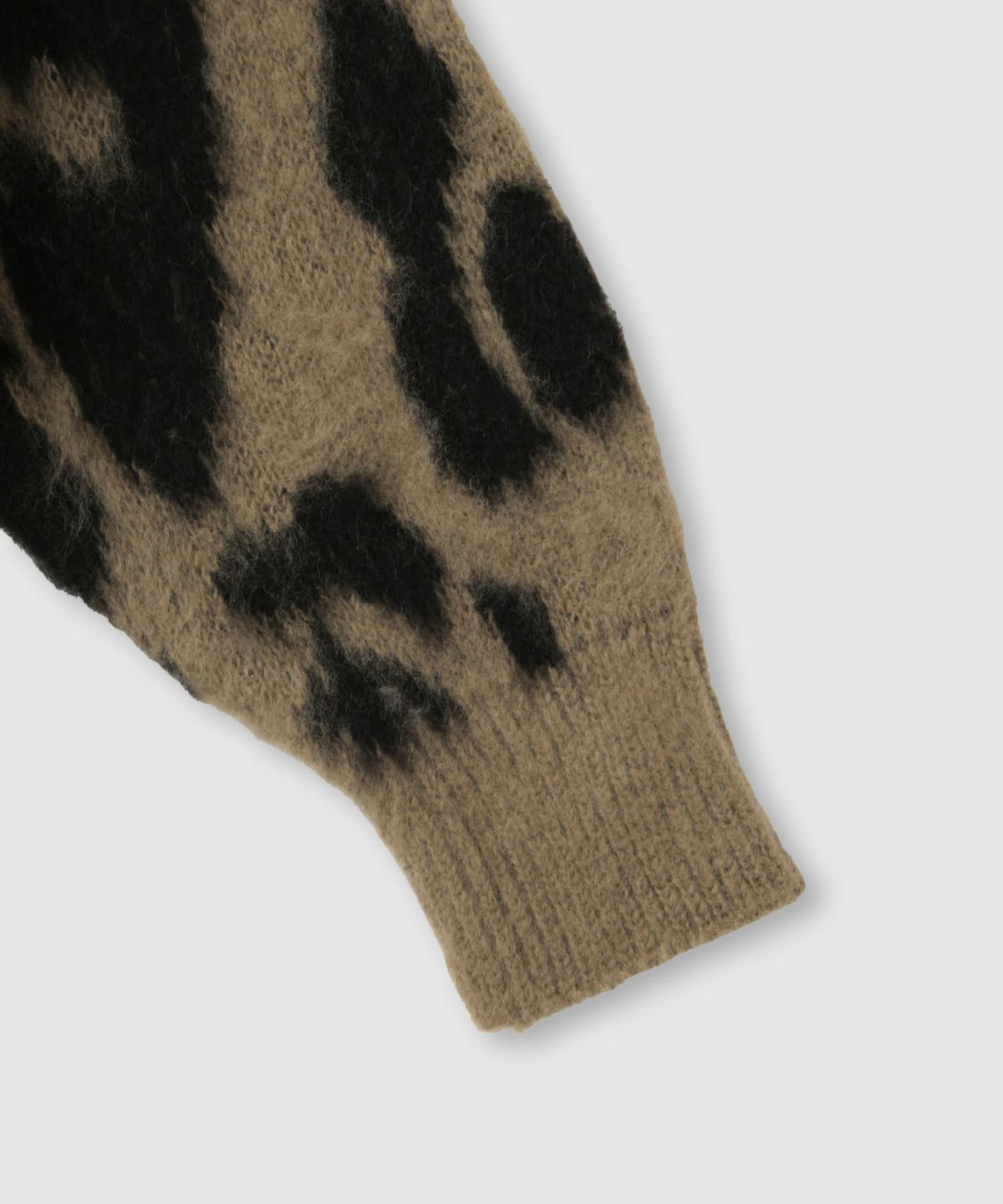  Idnes レオパードニットプルオーバー レディース