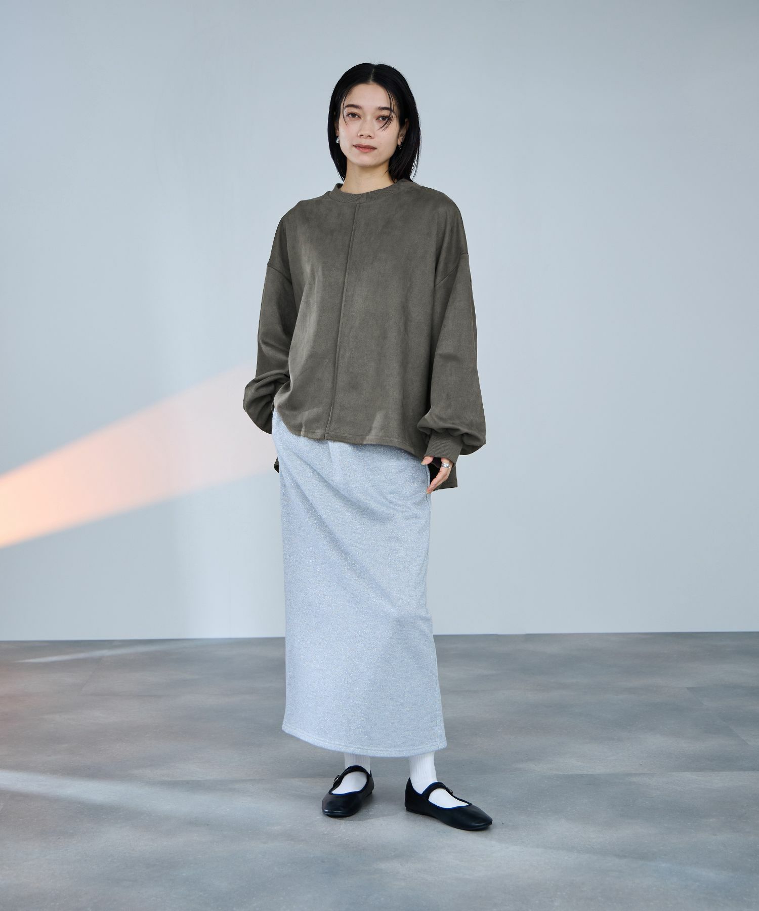 [値下げ]milli de l'air  ポンチ素材スエードライクプルオーバー レディース商品画像-5