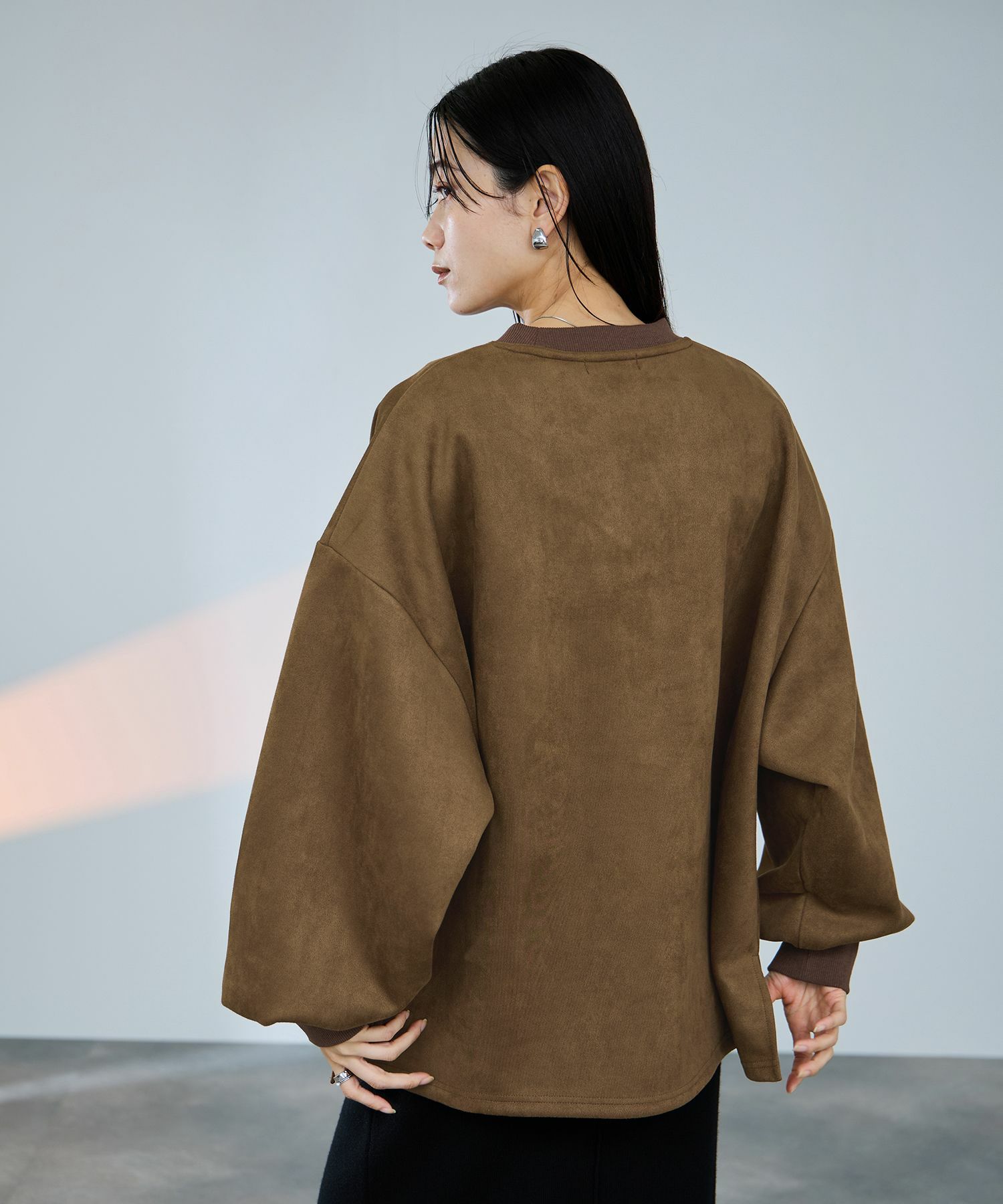 milli de l'air  ポンチ素材スエードライクプルオーバー レディース商品画像-11