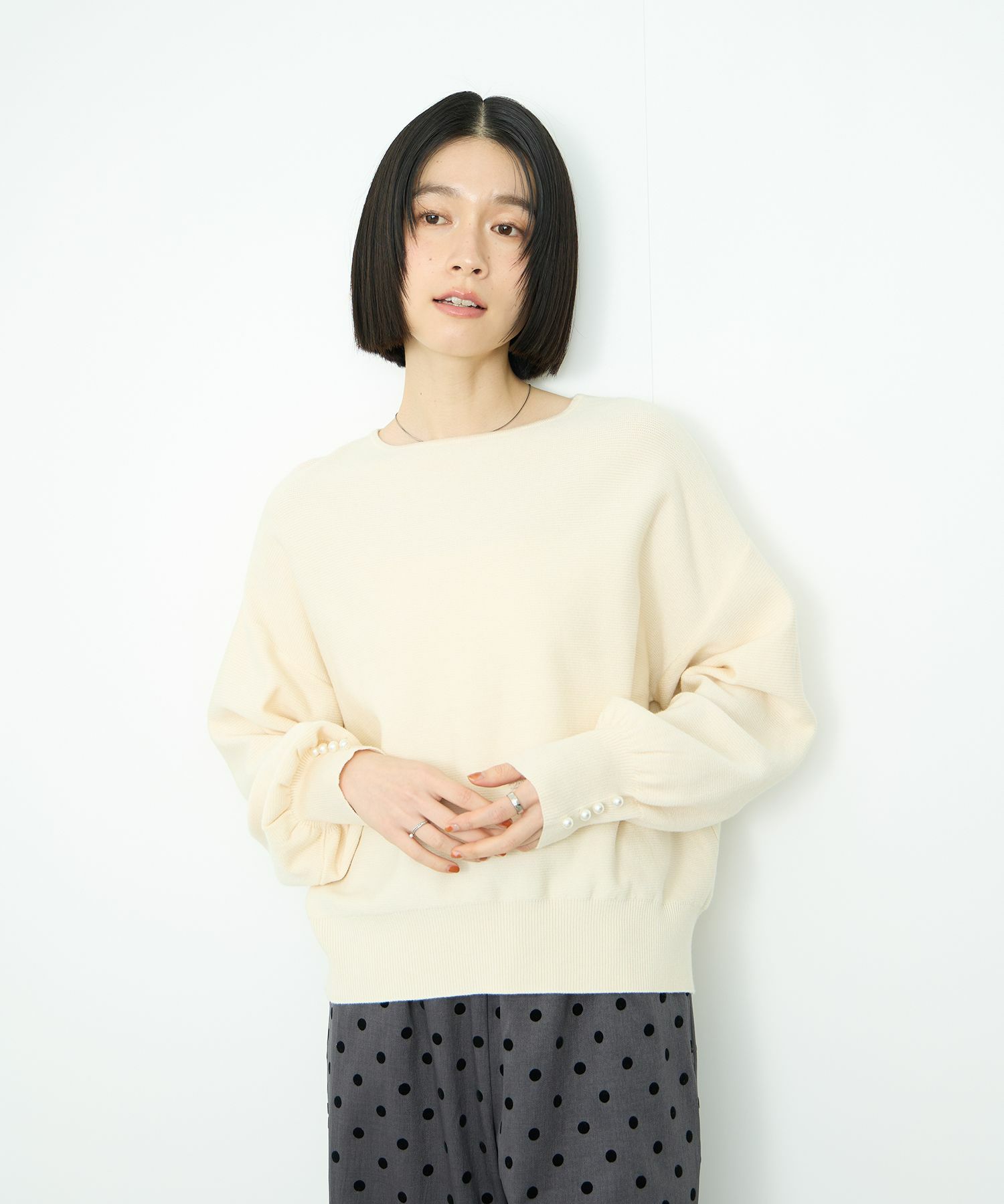 [さらに50%OFF]Idnes  横リブパールボタンニット レディース商品サムネイル-2