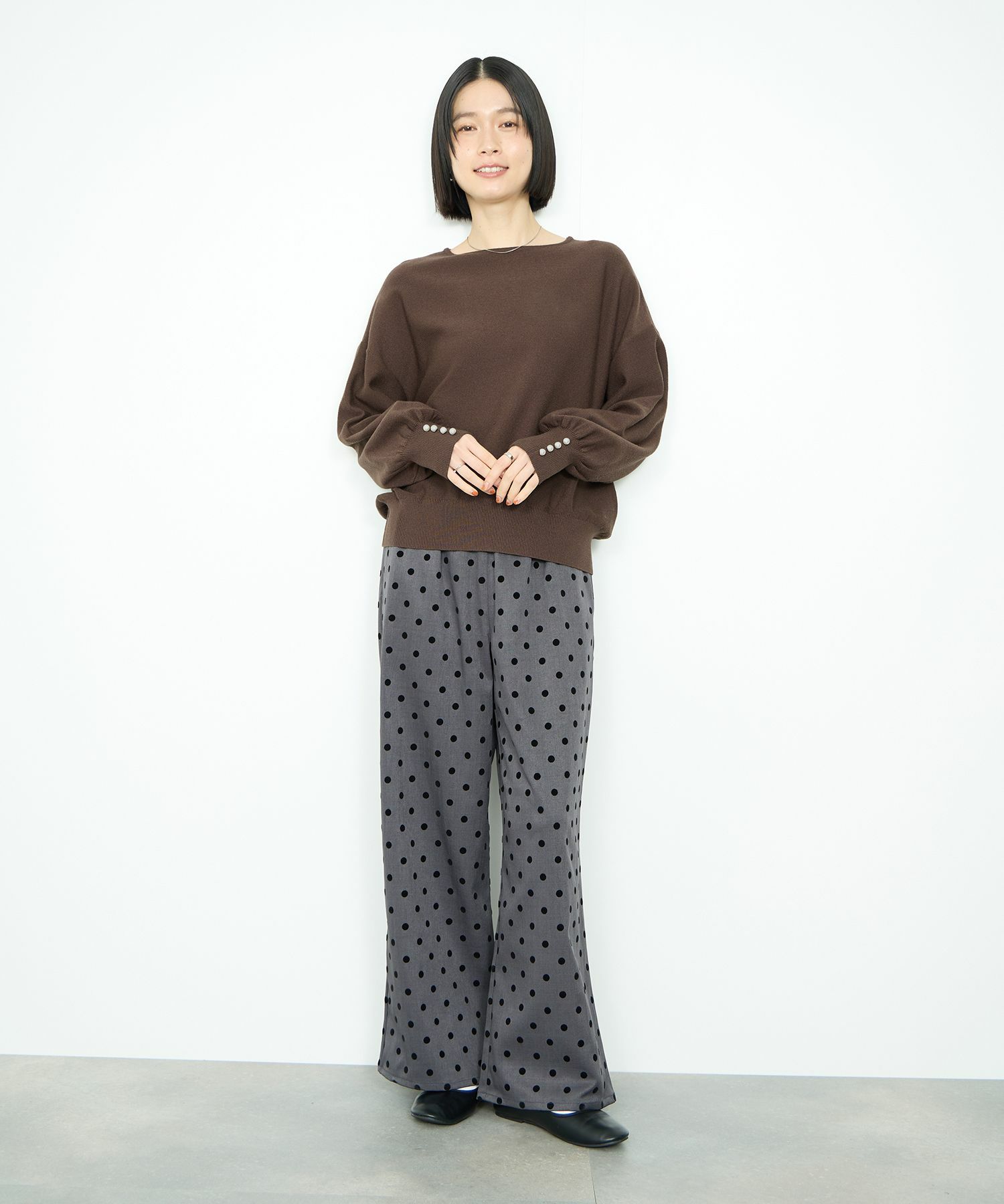 Idnes 横リブパールボタンニット レディース