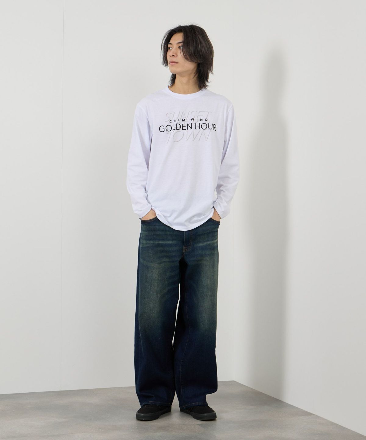 T-GRAPHICS ストリートロゴ長袖Tシャツ メンズ