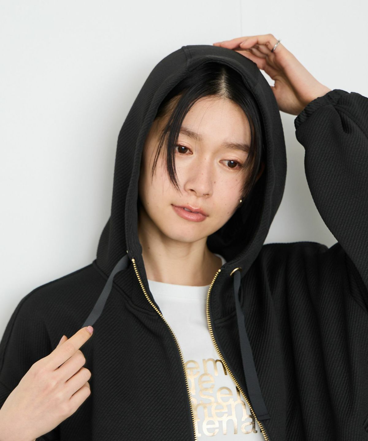 Idnes カルゼフードブルゾン レディース