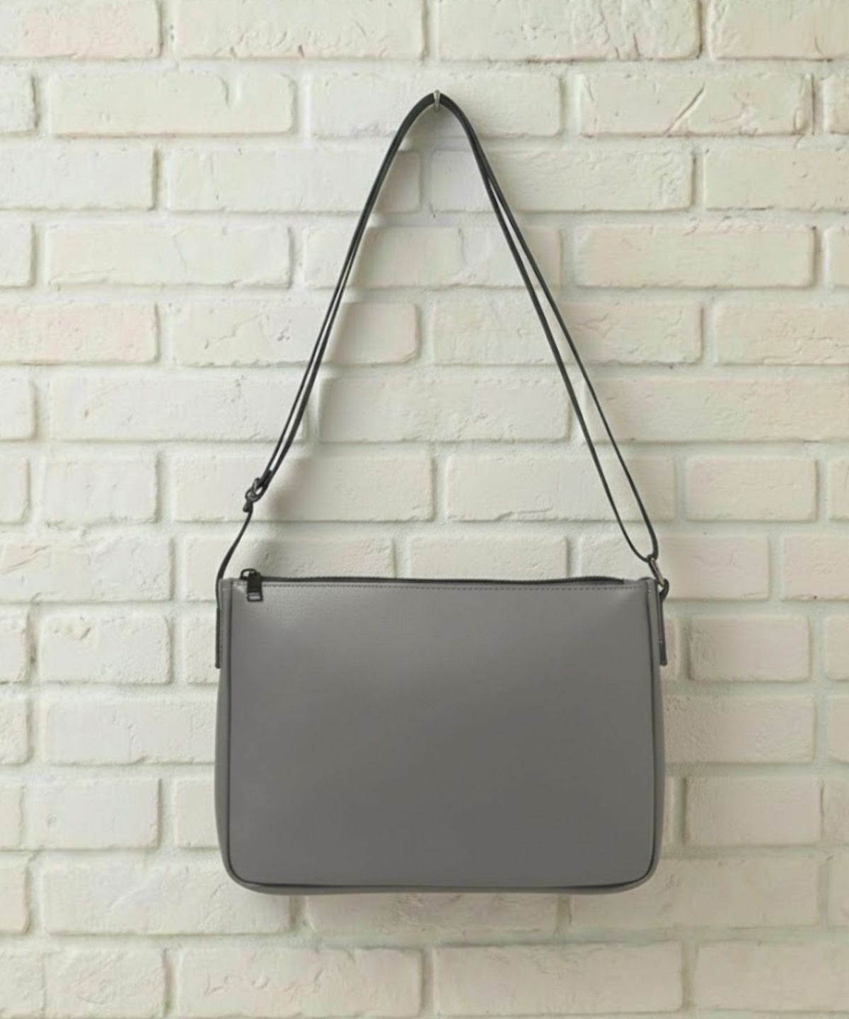 ソフト合皮薄型サコッシュショルダーバッグ