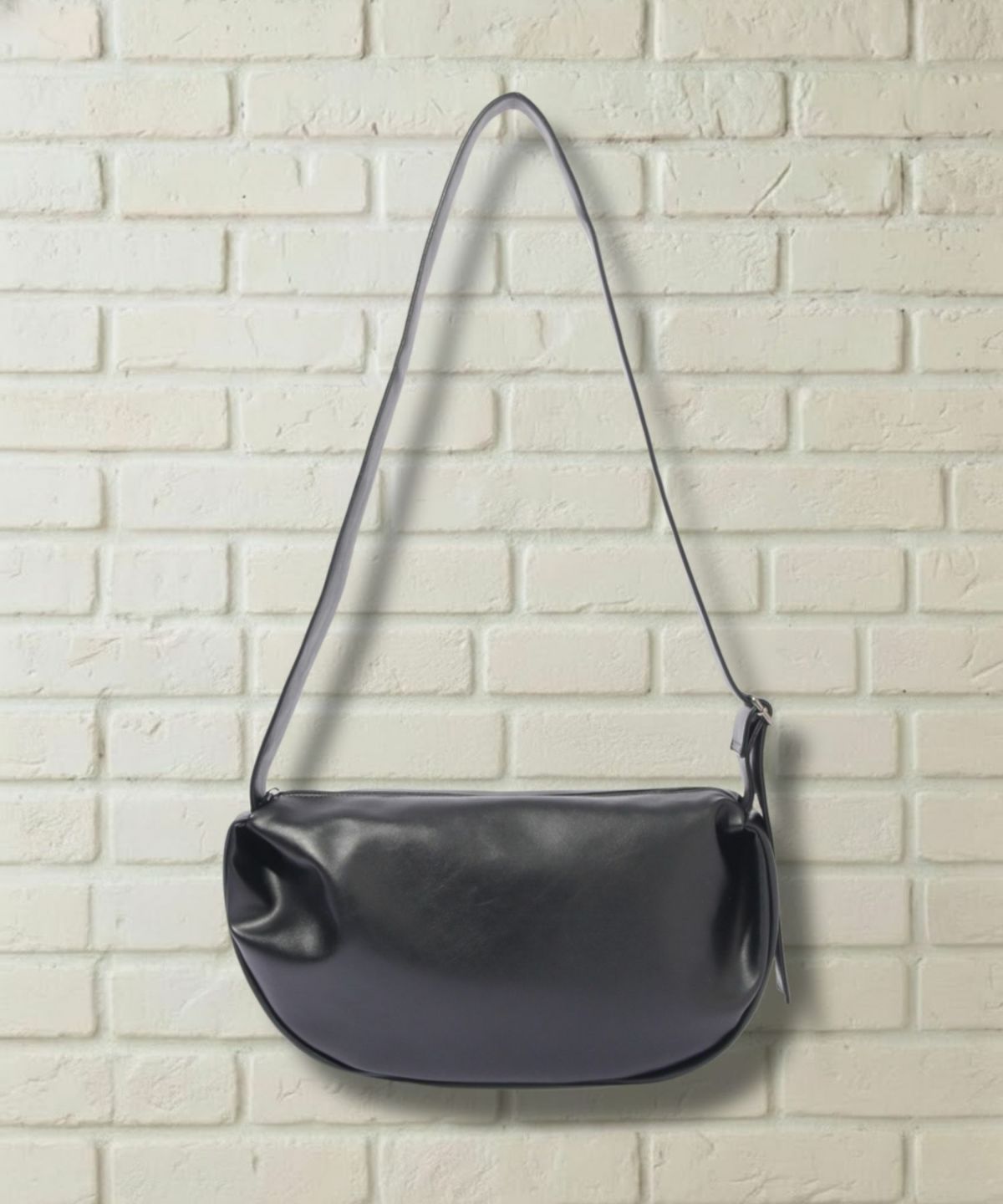 ソフト合皮横型ショルダーバッグ