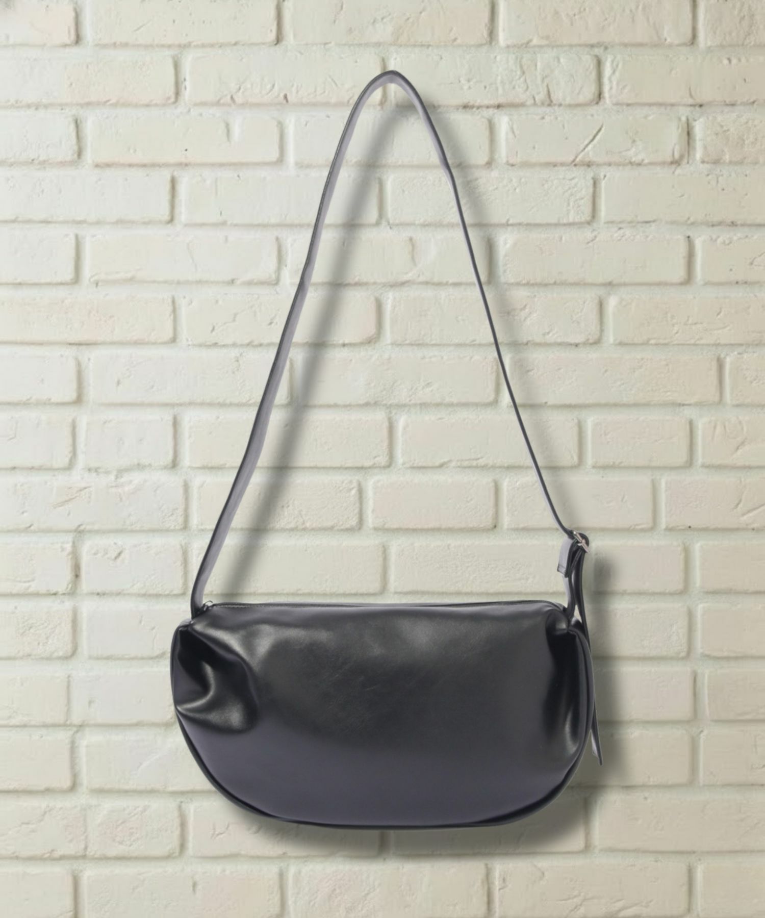 ソフト合皮横型ショルダーバッグ商品サムネイル-1