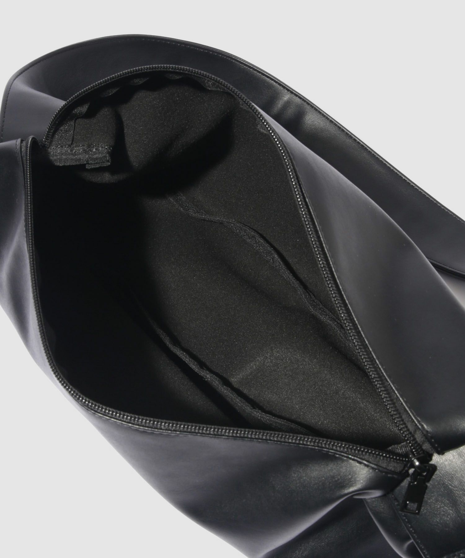 ソフト合皮横型ショルダーバッグ商品サムネイル-8