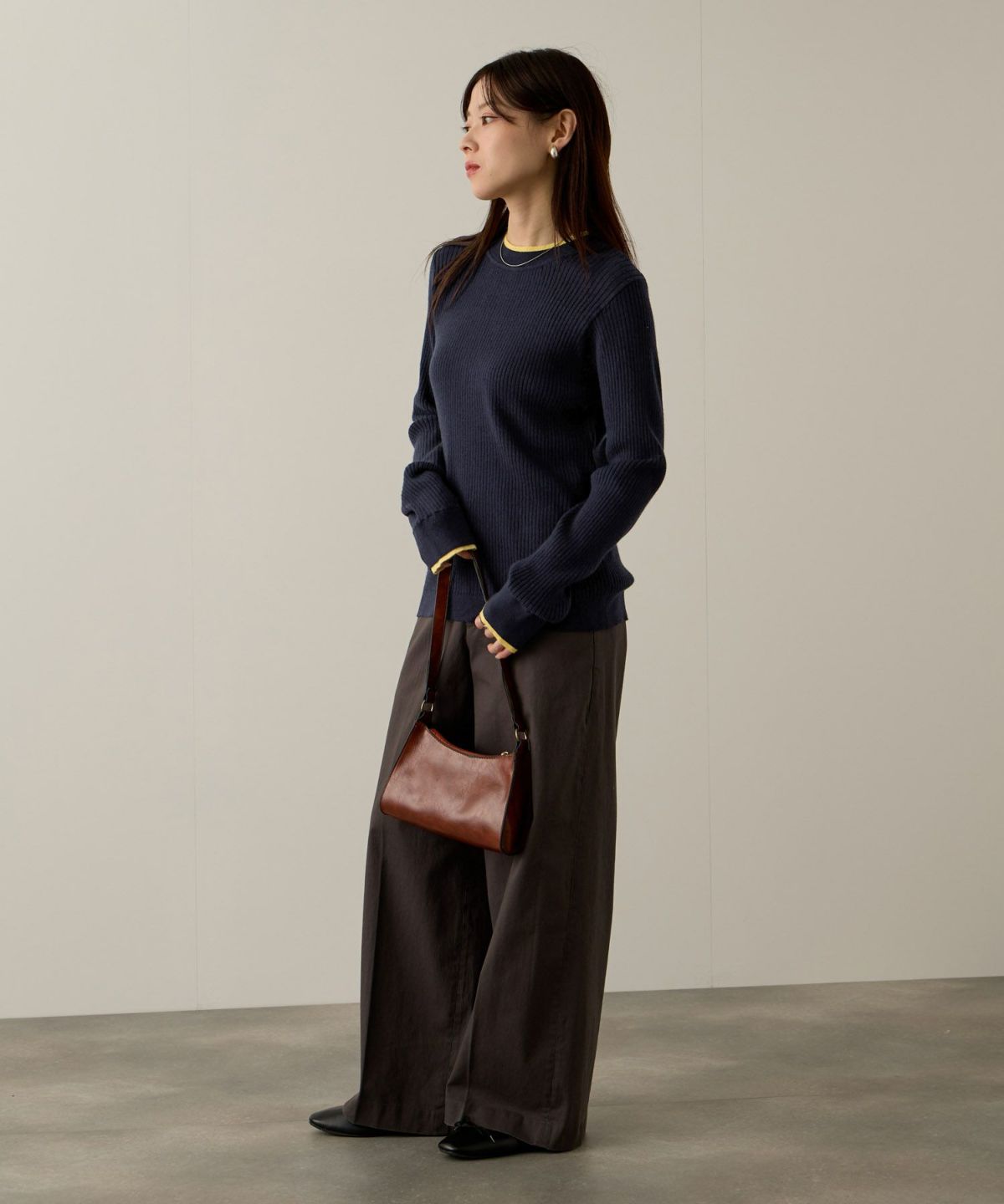 NAVY 配色リブインナープルオーバー レディース