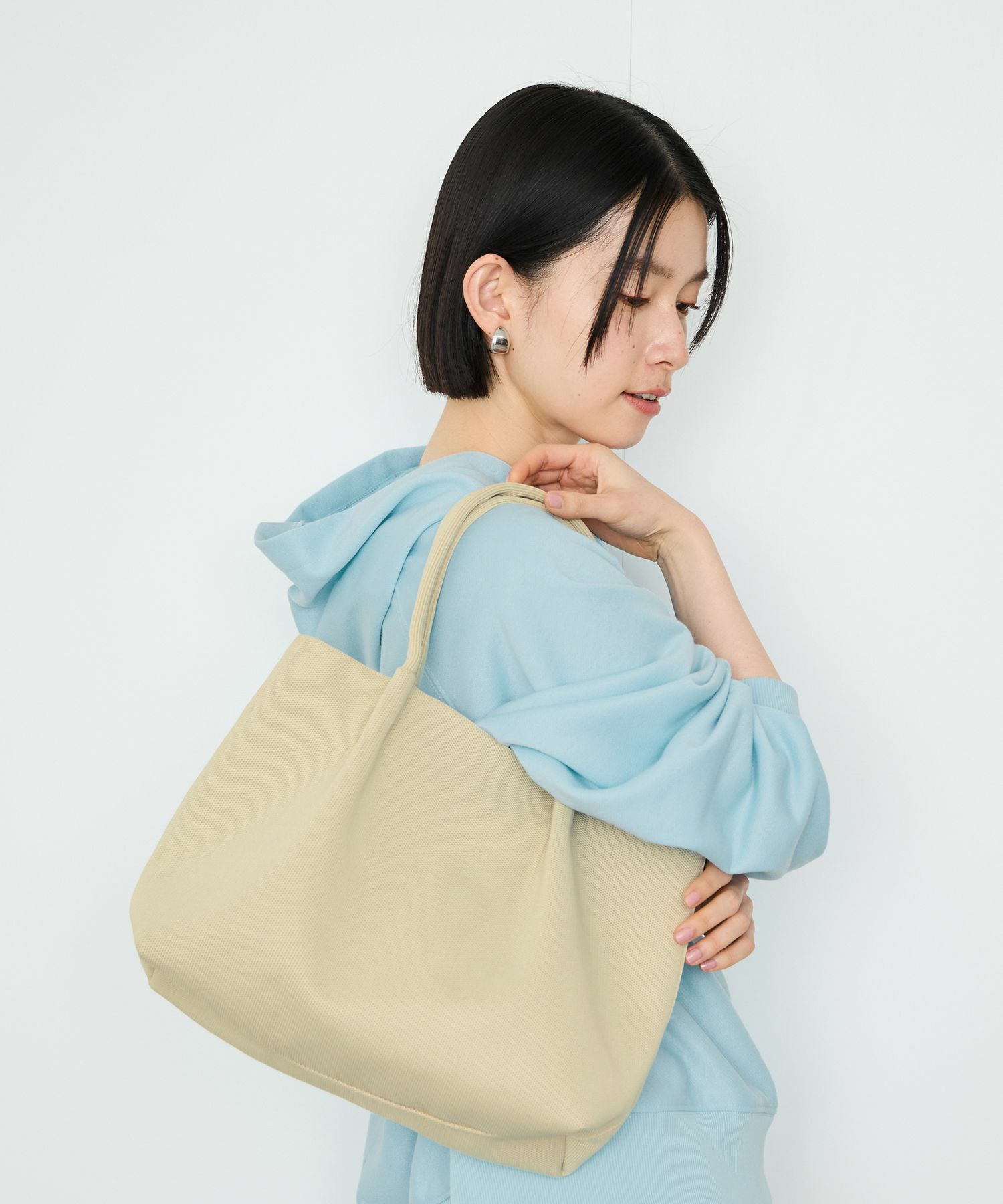 Idnes ニットトートバッグ