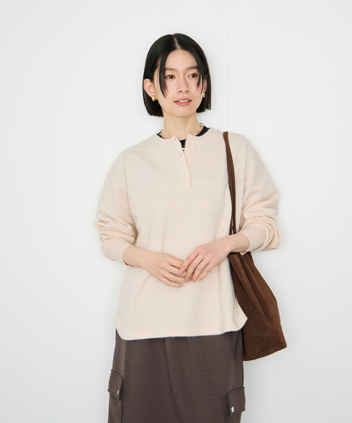 Idnes ヘンリーネックニット レディース