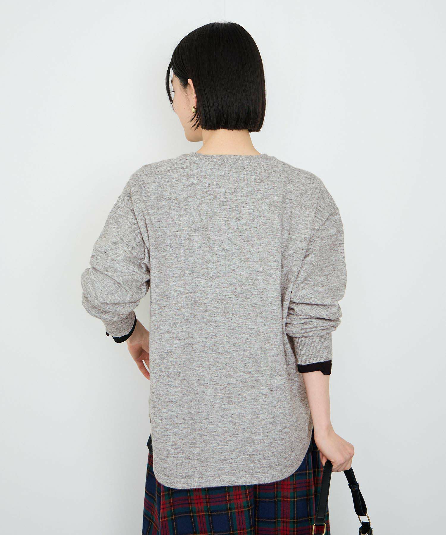 Idnes ヘンリーネックニット レディース